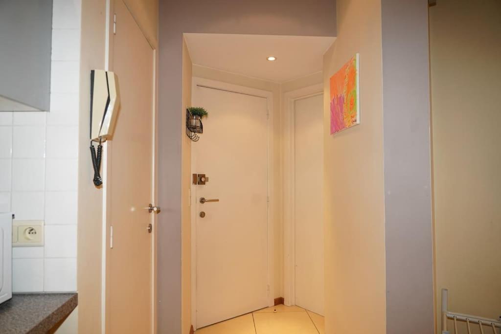 Family Friendly 1 Bed Appartment ブリュッセル エクステリア 写真