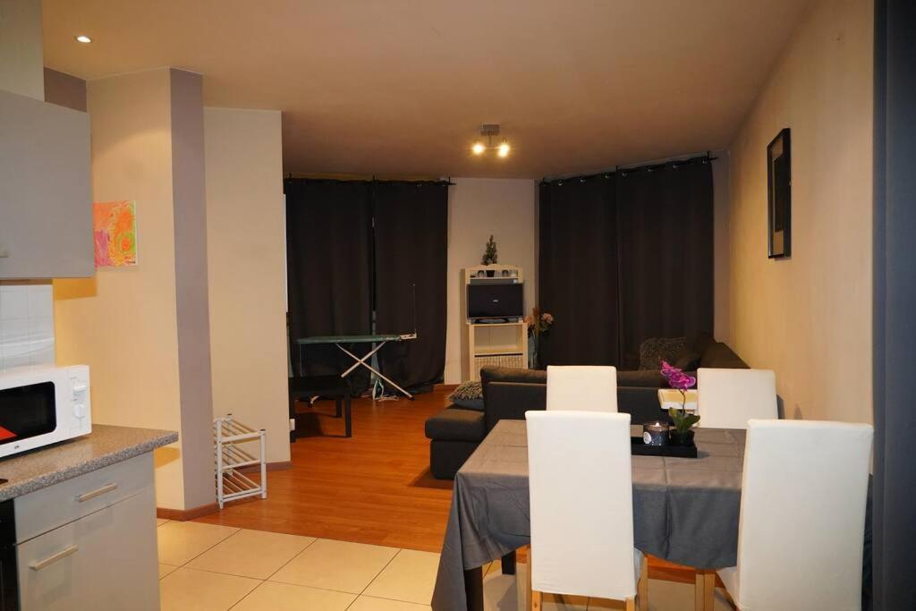 Family Friendly 1 Bed Appartment ブリュッセル エクステリア 写真