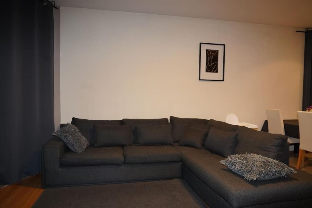 Family Friendly 1 Bed Appartment ブリュッセル エクステリア 写真
