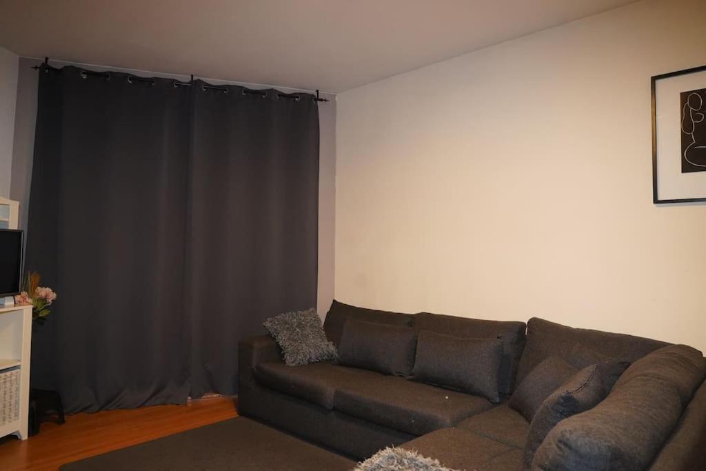 Family Friendly 1 Bed Appartment ブリュッセル エクステリア 写真