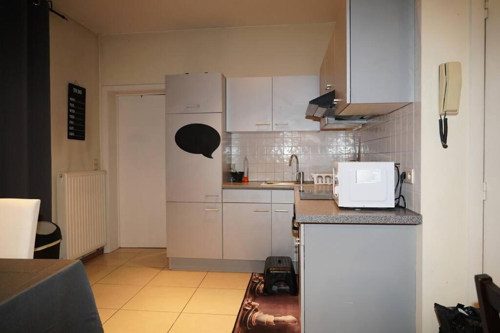 Family Friendly 1 Bed Appartment ブリュッセル エクステリア 写真